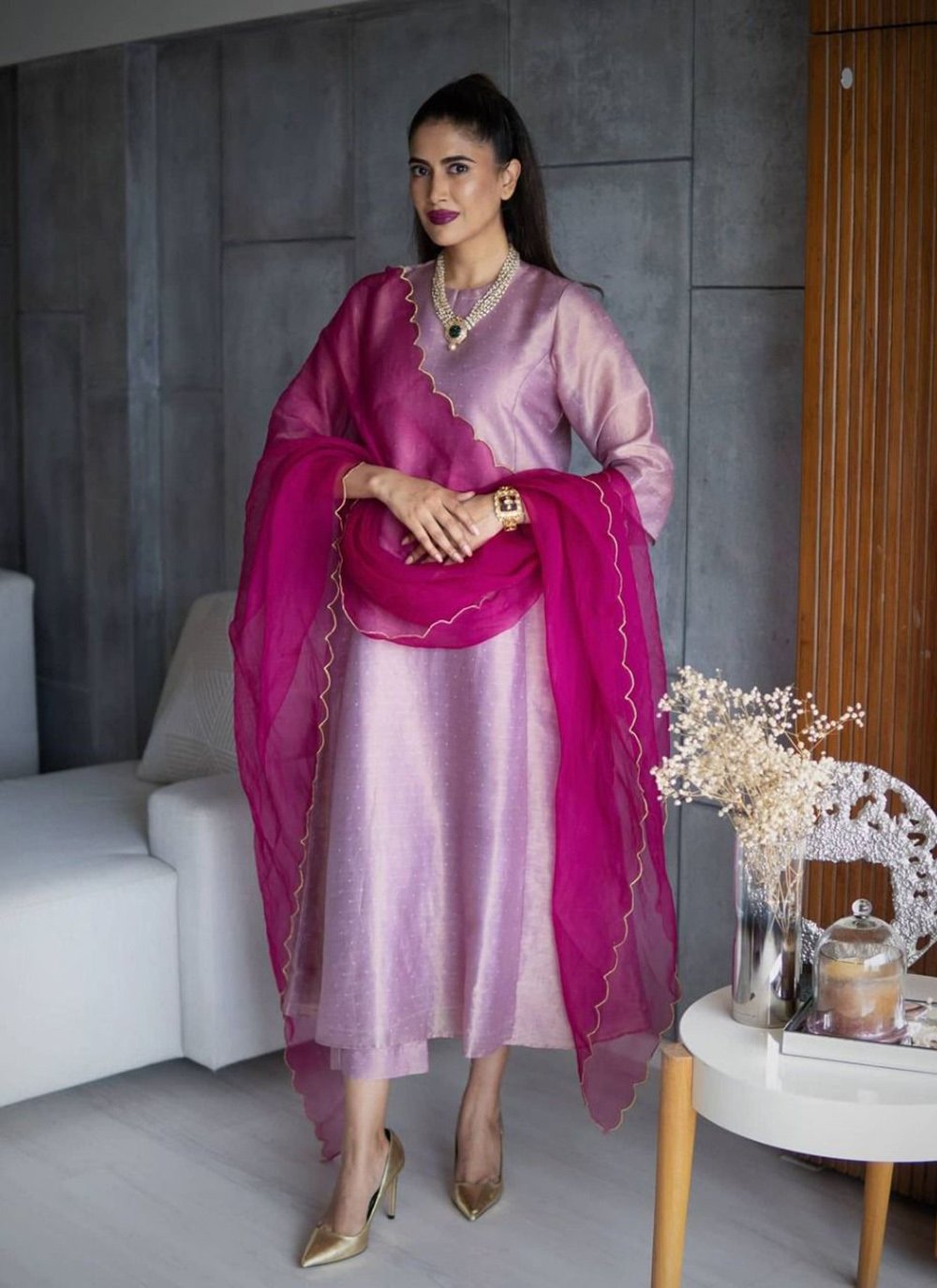 Red Suit with Pink Handpainted Dupatta – Muksweta