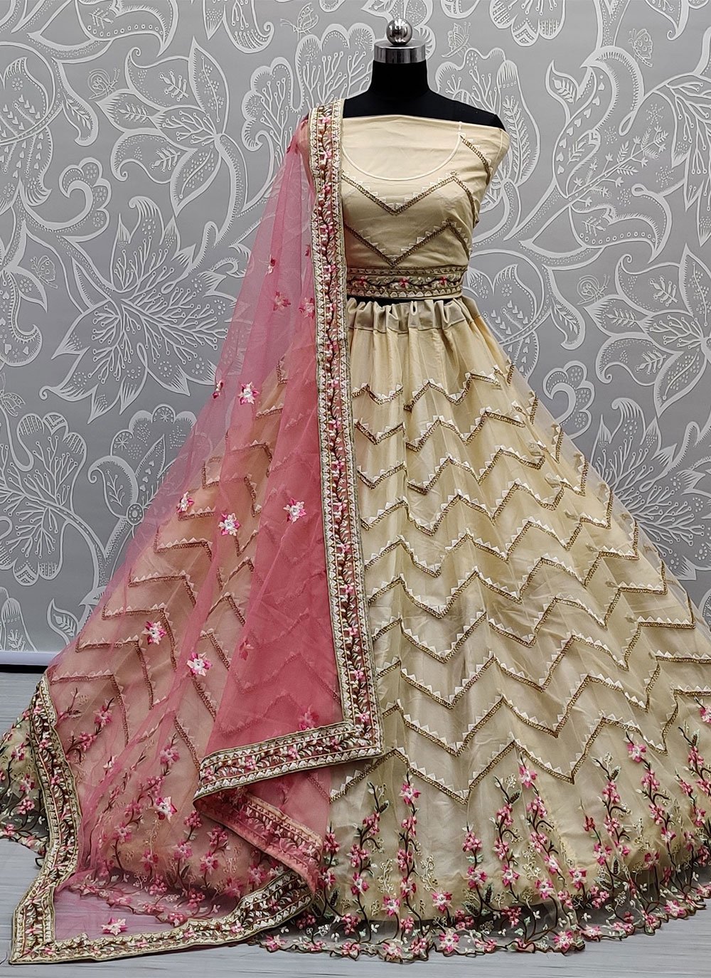 Cream & Green Mexican Silk Bridal Wedding Lehenga Choli With Khatli Wo