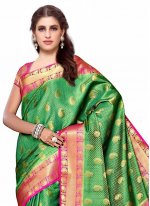 Dazzling Kanjivaram Silk Classic Saree