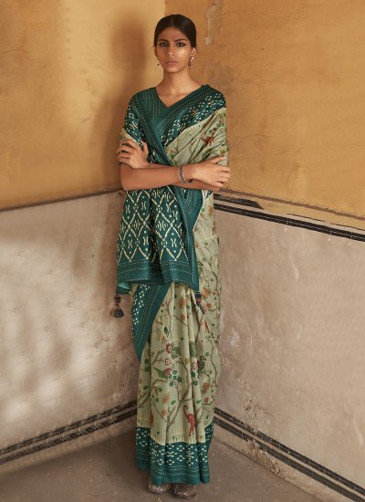 Delectable Printed Silk Saree