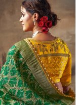 Designer Traditional Saree Resham Fancy Fabric in Red