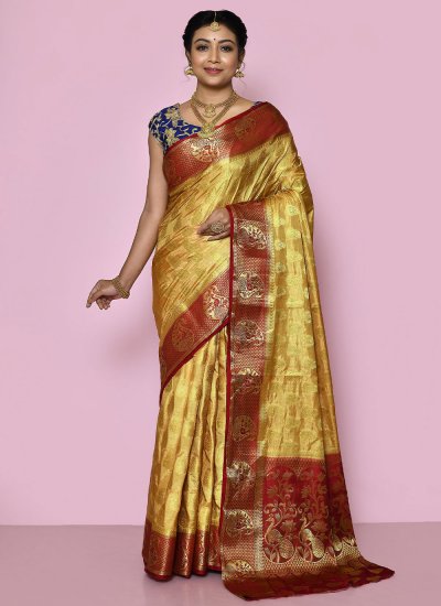 Desirable Kanjivaram Silk Weaving Classic Saree