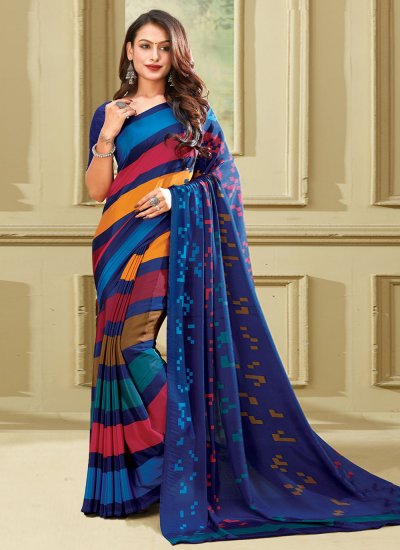 Distinctively Classic Saree For Casual