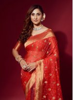 Divine Weaving Silk Red Classic Saree