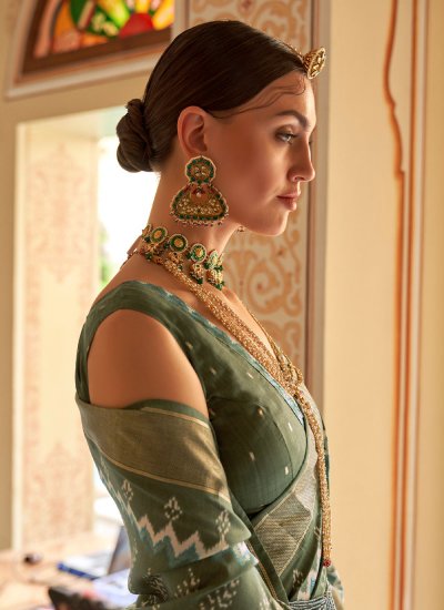 Elegant Patola Silk  Green Weaving Classic Saree