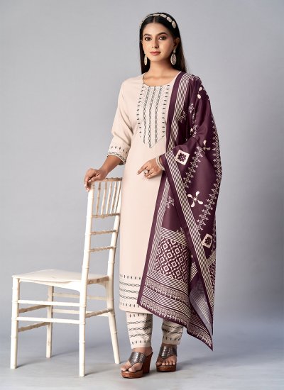 Enchanting Beige Cotton Designer Salwar Kameez