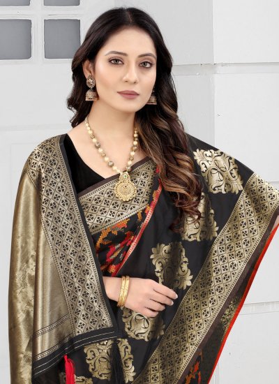 Enchanting Weaving Art Banarasi Silk Black Contemporary Saree