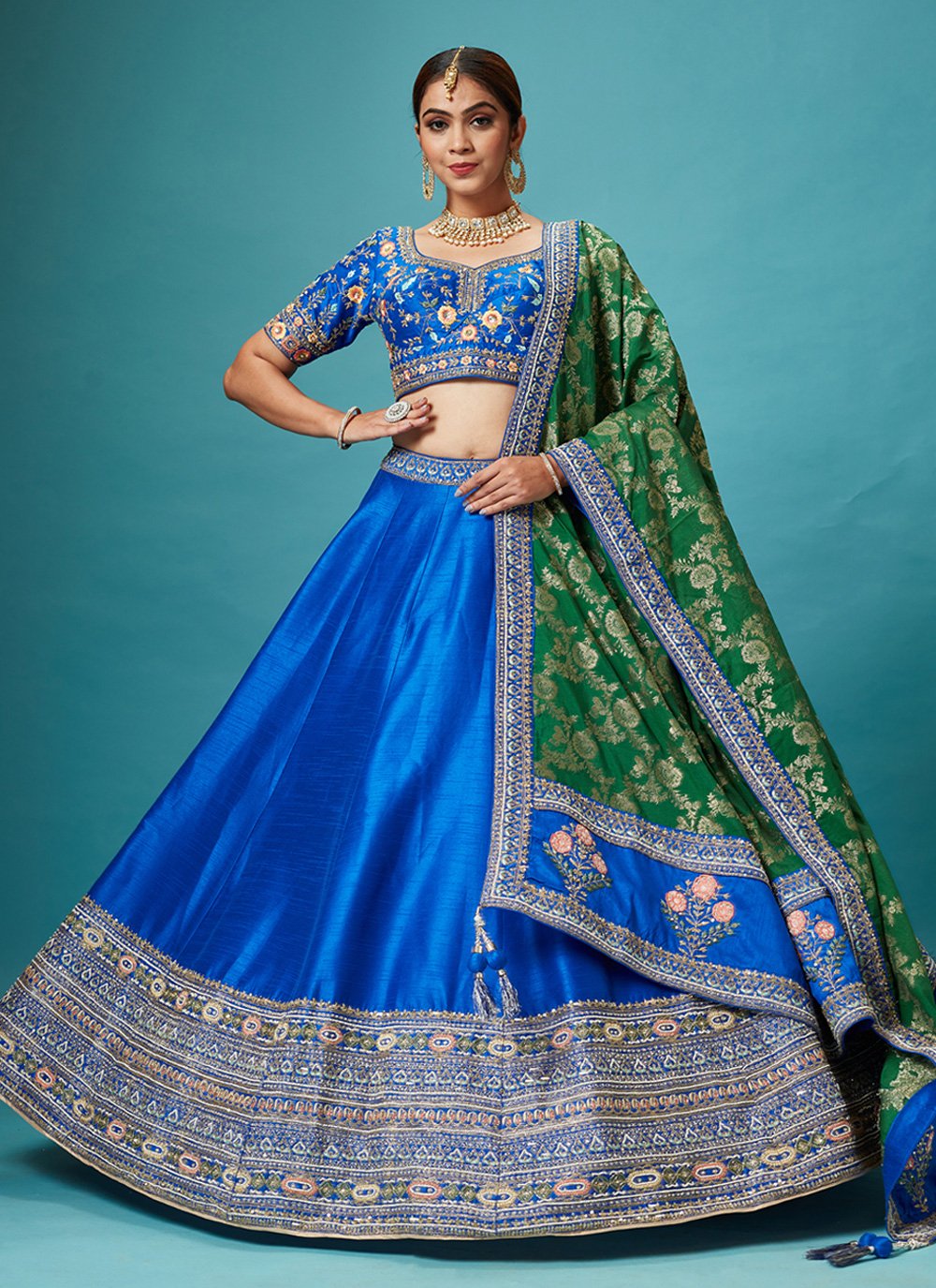 Budget Vs Expensive Lehenga: Chandni Chowk Designer Lehenga Market | Delhi  Wedding Shopping | Bridal - YouTube