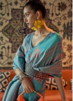 Enticing Weaving Contemporary Style Saree