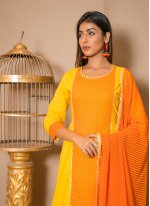 Entrancing Lace Salwar Suit