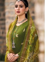 Extraordinary Green Silk Pakistani Salwar Kameez