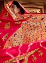Exuberant Classic Saree For Wedding