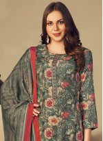 Eye-Catchy Embroidered Muslin Grey Salwar Suit