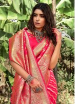 Fabulous Designer Traditional Saree For Ceremonial