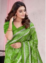 Fantastic Green Art Silk Saree