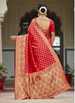 Genius Silk Weaving Red Traditional Saree