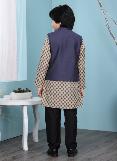 
                            Glossy Handloom silk Mehndi Kurta Payjama With Jacket
