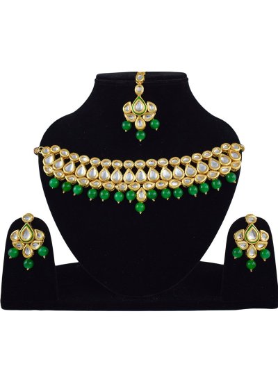 Gold and Green Necklace Set