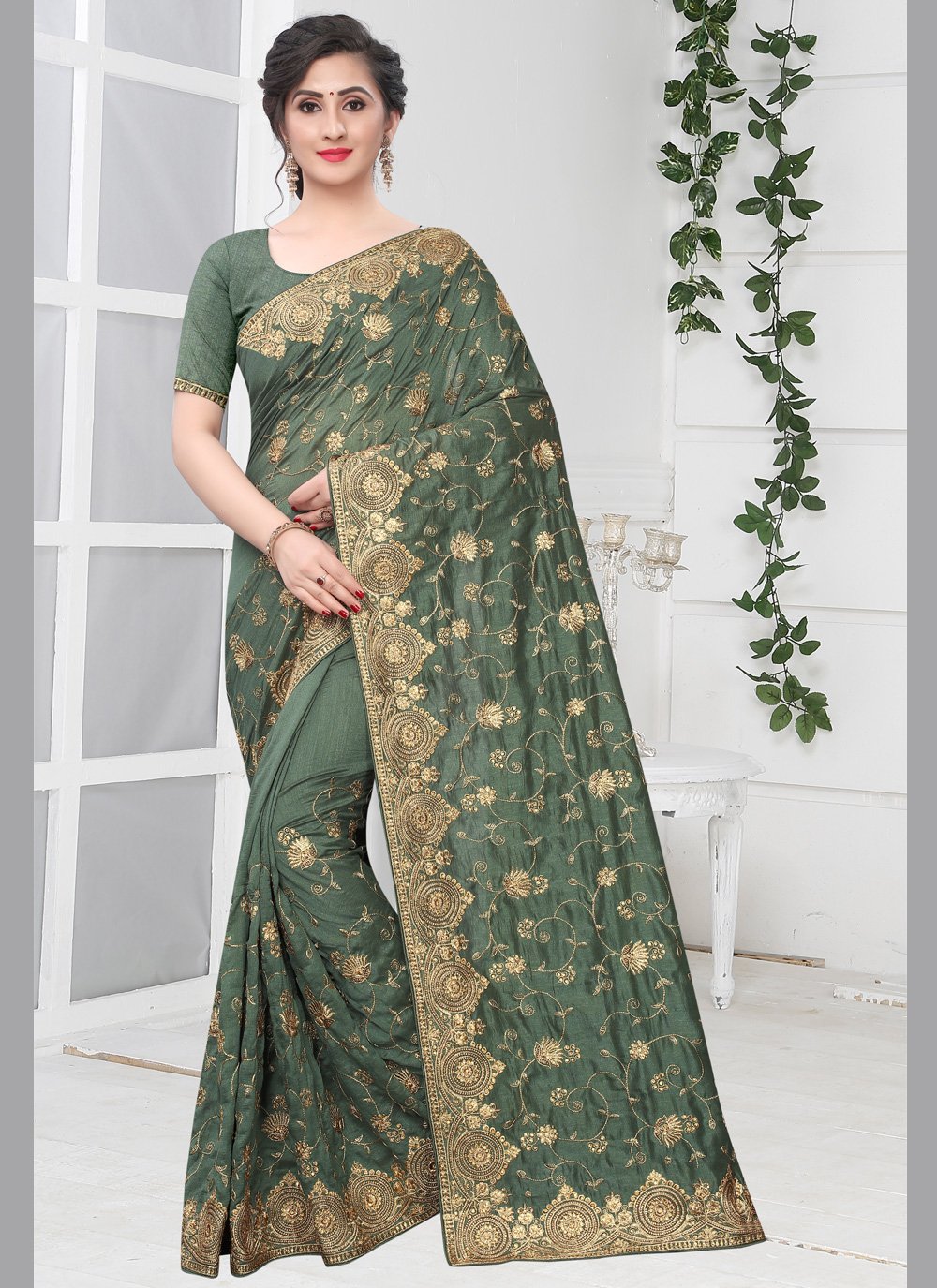 Saree Look for Party | How to Choose Saree for Parties?