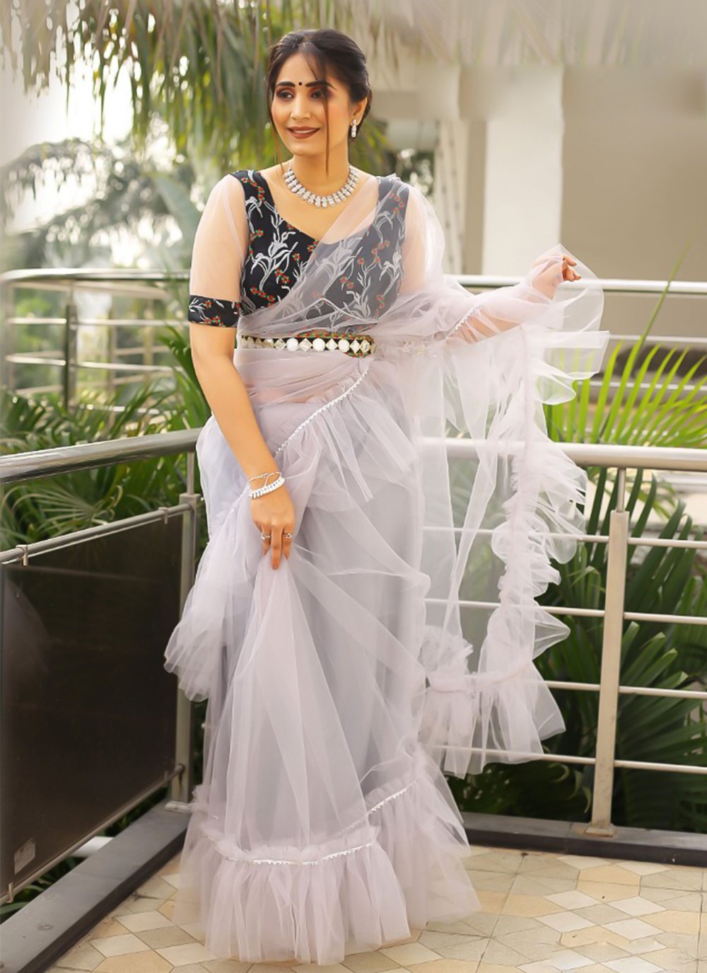 Discover more than 185 ruffle saree look latest