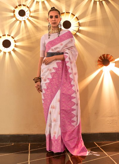 Gripping Silk Rose Pink Weaving Designer Saree