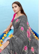 Groovy Contemporary Saree For Casual