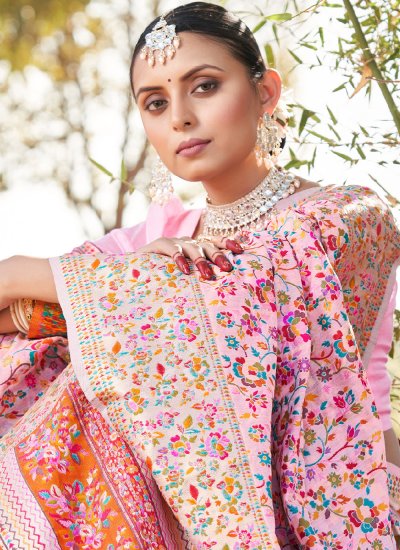 Groovy Weaving Silk Trendy Saree