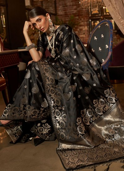 Handloom silk Black Weaving Trendy Saree