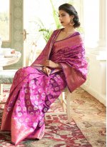 Handloom silk Magenta Traditional Designer Saree