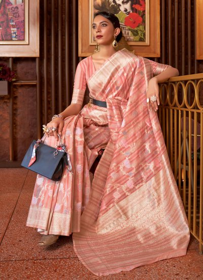 Handloom silk Weaving Classic Saree in Peach