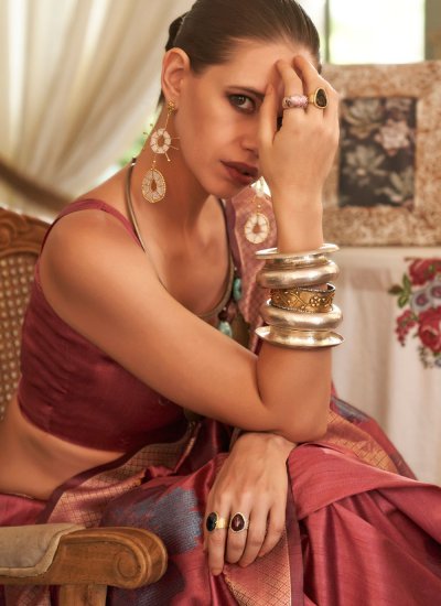 Handloom silk Zari Contemporary Saree in Mauve 