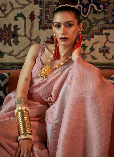 Haute Weaving Pink Silk Classic Saree