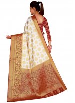 Immaculate Silk Weaving Designer Saree