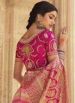 Immaculate Silk Weaving Designer Traditional Saree