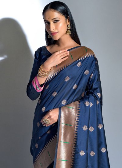 Impeccable Navy Blue Weaving Banarasi Silk Traditional Designer Saree
