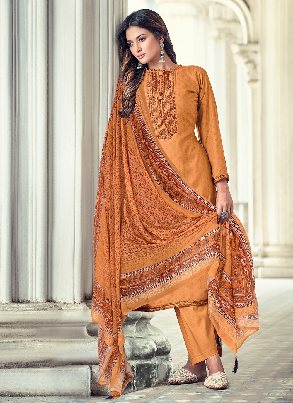 Straight Salwar Suit Cotton Green Embroidered Salwar Kameez – Kajols -  Indian & Pakistani Fashion & Tailoring
