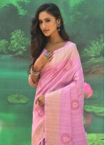 Irresistible Silk Woven Traditional Designer Saree