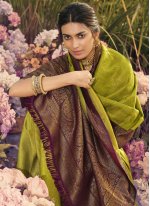 Jacquard Work Kanjivaram Silk Classic Saree in Green