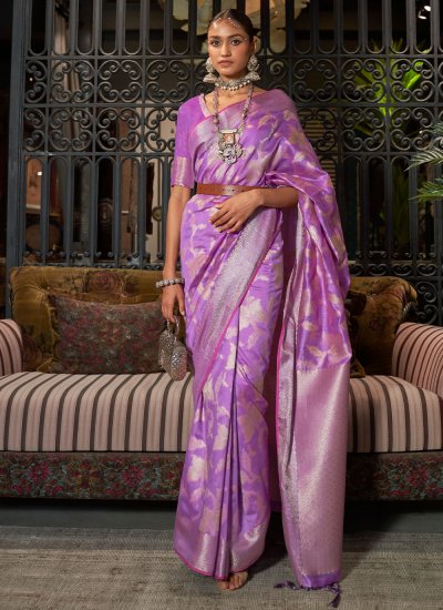 Jazzy Handloom silk Weaving Designer Saree