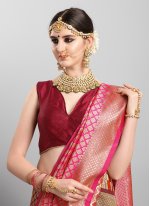 Lively Weaving Festival Shaded Saree