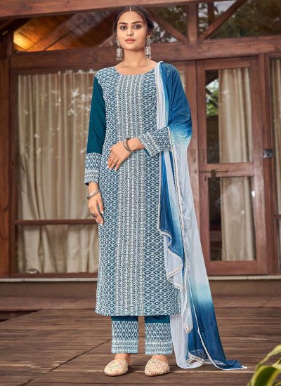 Lovable Rayon Trendy Salwar Suit