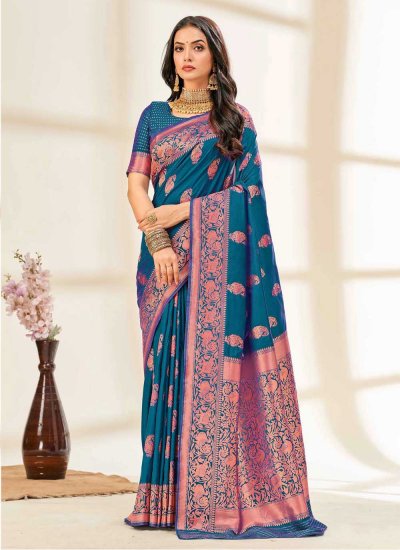 Lovable Woven Party Classic Saree
