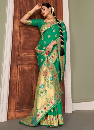 Magnetic Woven Green Trendy Saree