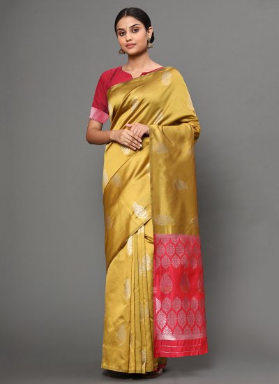 Magnetize Banarasi Silk Gold Traditional Saree