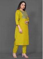 Magnificent Blended Cotton Casual Pant Style Suit