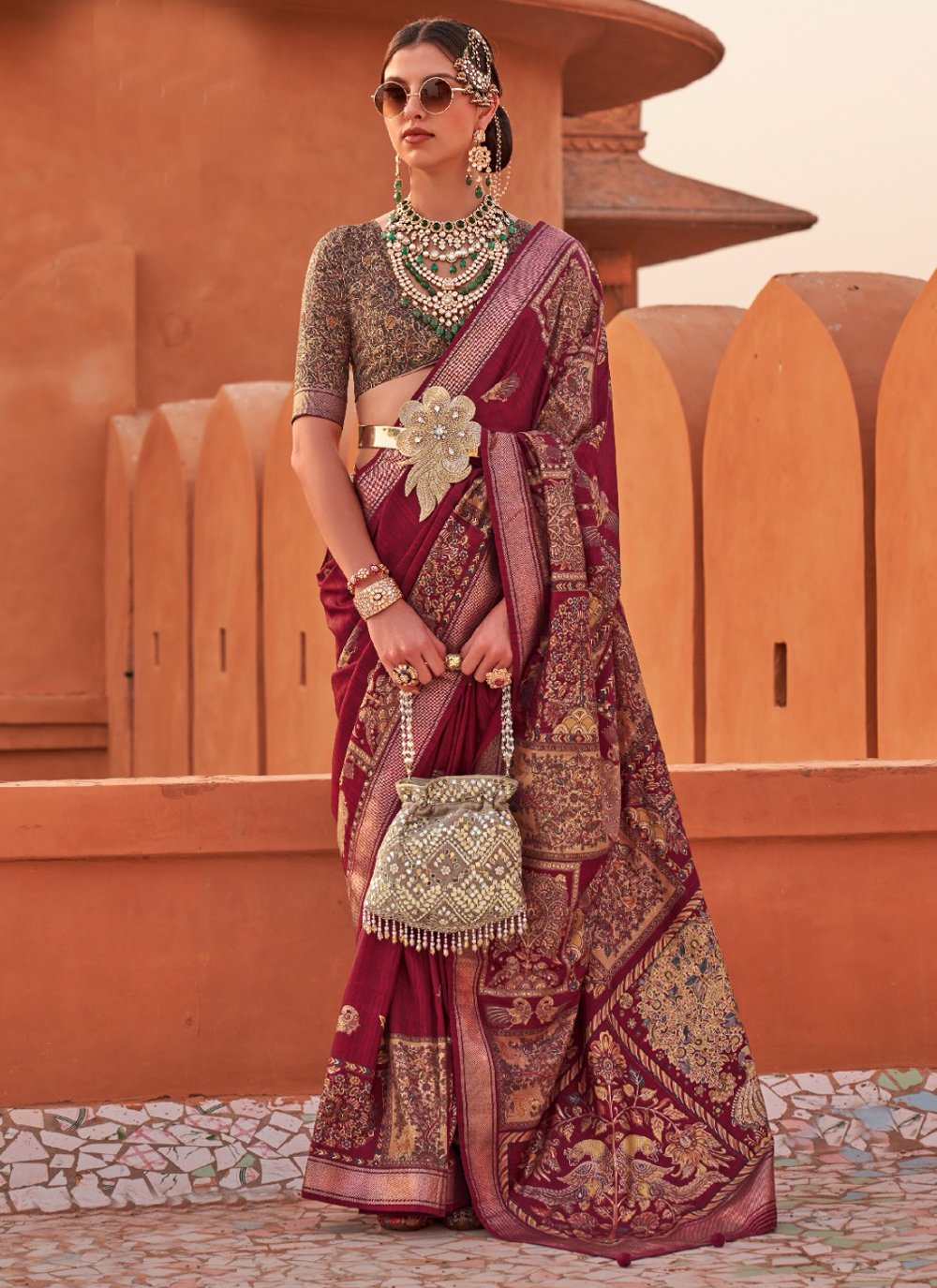How to transform a saree into a lehenga or a skirt - Quora