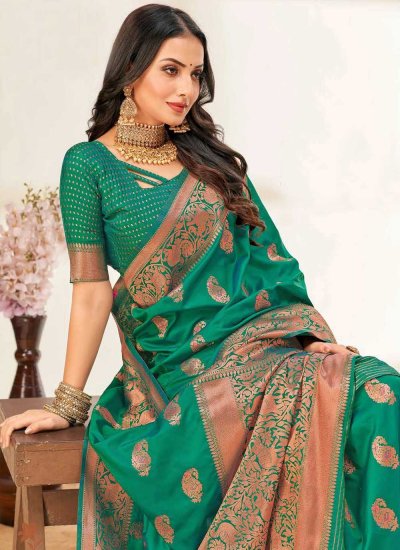 Mesmeric Silk Rama Woven Trendy Saree