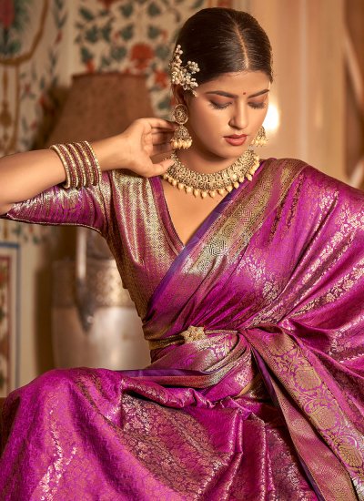 Mesmerizing Zari Kanjivaram Silk Purple Classic Saree