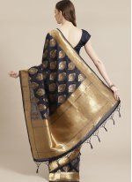 Modernistic Silk Weaving Designer Saree