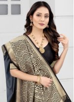 Monumental Weaving Designer Saree